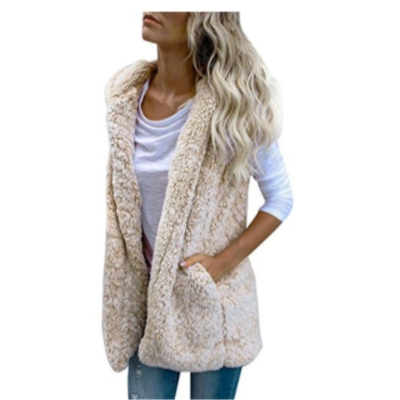 LYLA Chunky Faux Fur White Vest - Picture 3 of 7